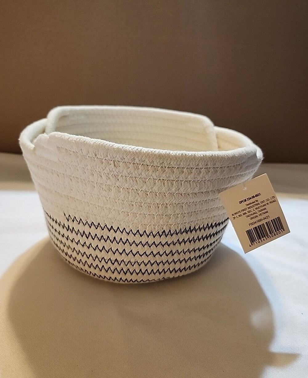 Hanging Rope Basket Off White 8" Diameter 5" Deep 18" Hanging Drop Indoor